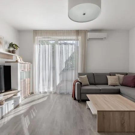Апартаменты Utulny Apartman V Centre Diania