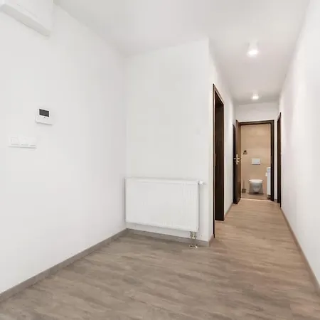 Апартаменты Utulny Apartman V Centre Diania